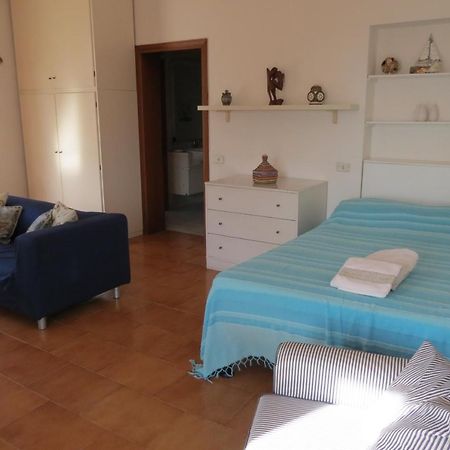 Bellavista Beachfront Apartments Quercianella Zewnętrze zdjęcie