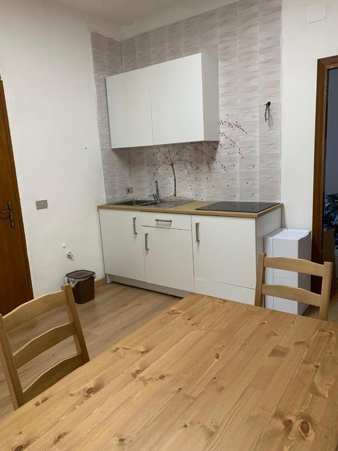 Bellavista Beachfront Apartments Quercianella Zewnętrze zdjęcie