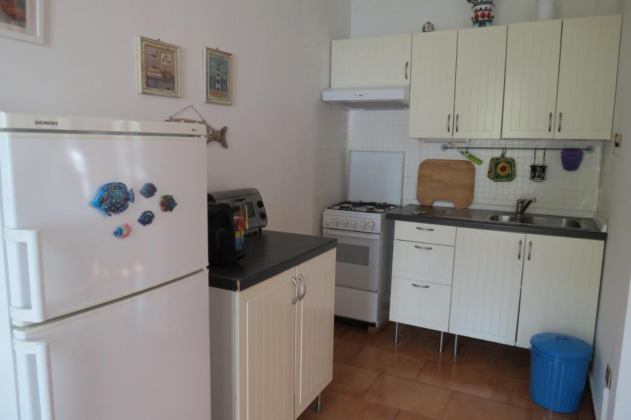 Bellavista Beachfront Apartments Quercianella Zewnętrze zdjęcie